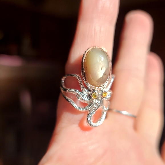 COPY - Star Sapphire RARE green color &Citrine Sterling Octopus 🐙 ring sz8 - Picture 6 of 7
